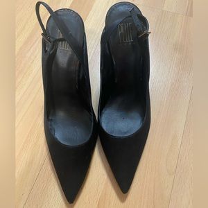 Pelle Moda Slingback Pumps, 3’ heels.